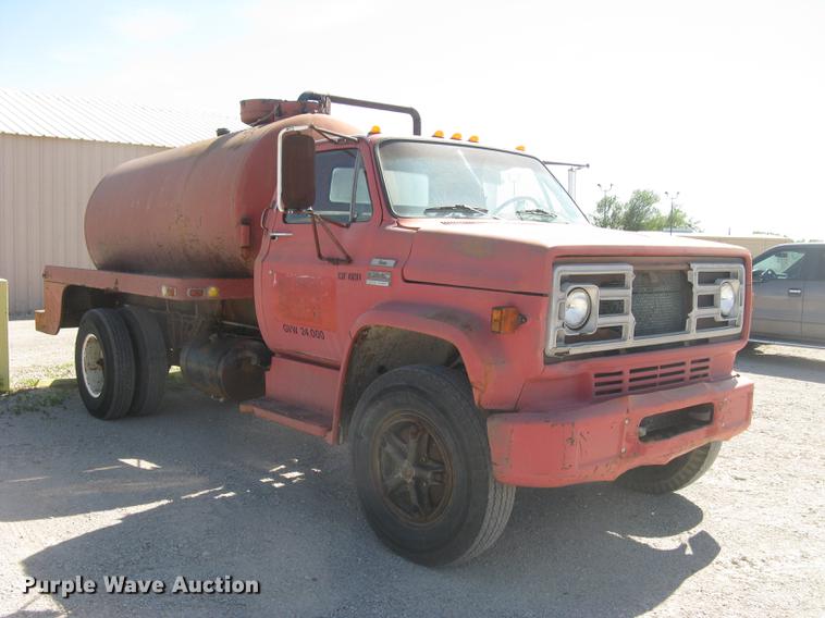 image for item DC2264 1978 GMC Sierra 6500 tank truck