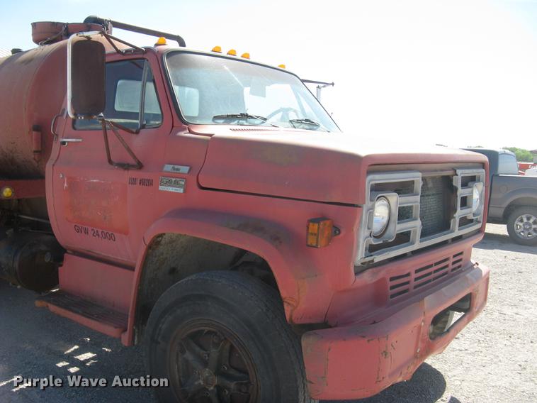 image for item DC2264 1978 GMC Sierra 6500 tank truck