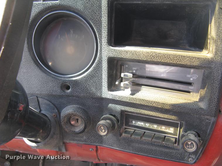 image for item DC2264 1978 GMC Sierra 6500 tank truck