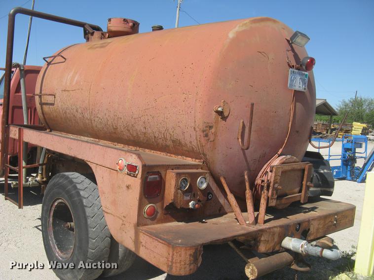 image for item DC2264 1978 GMC Sierra 6500 tank truck