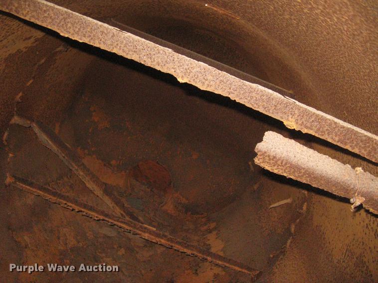 image for item DC2264 1978 GMC Sierra 6500 tank truck