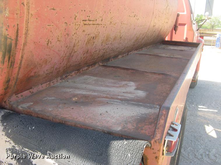 image for item DC2264 1978 GMC Sierra 6500 tank truck