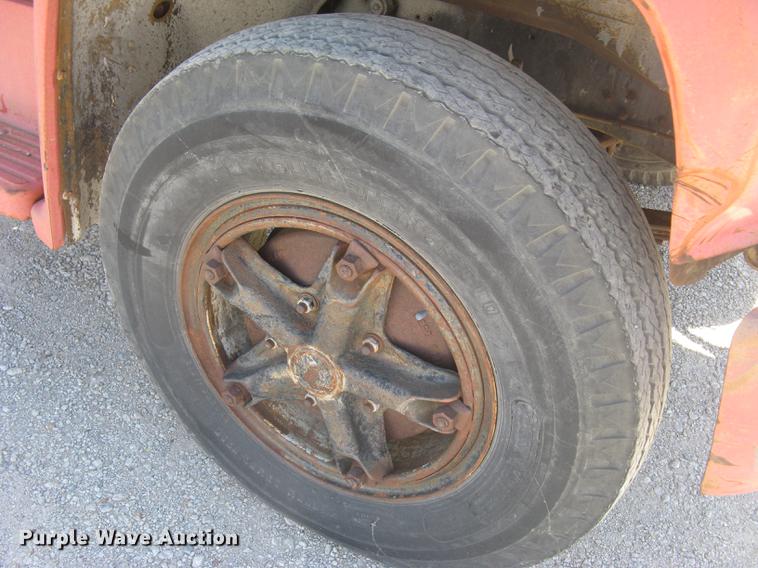 image for item DC2264 1978 GMC Sierra 6500 tank truck