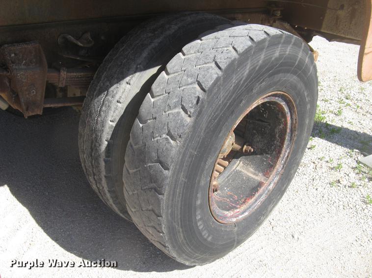 image for item DC2264 1978 GMC Sierra 6500 tank truck