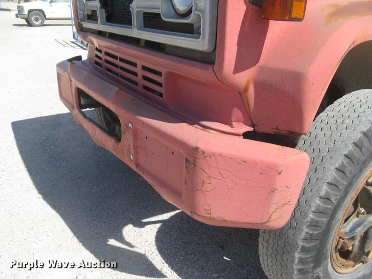 image for item DC2264 1978 GMC Sierra 6500 tank truck