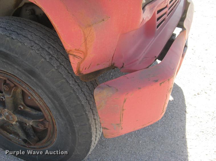 image for item DC2264 1978 GMC Sierra 6500 tank truck