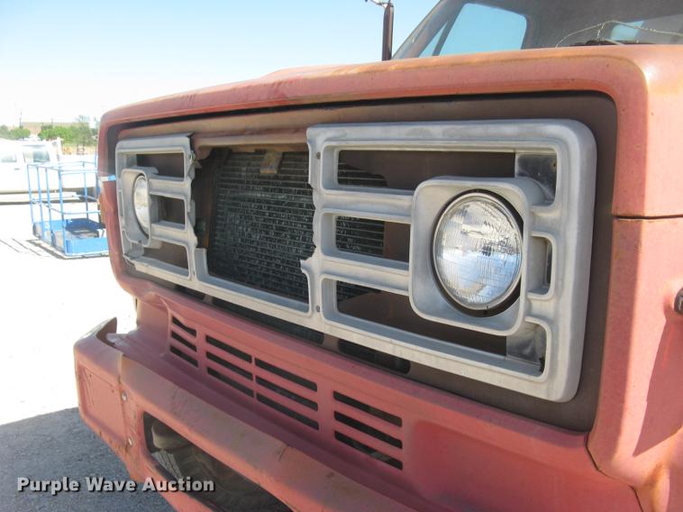 image for item DC2264 1978 GMC Sierra 6500 tank truck