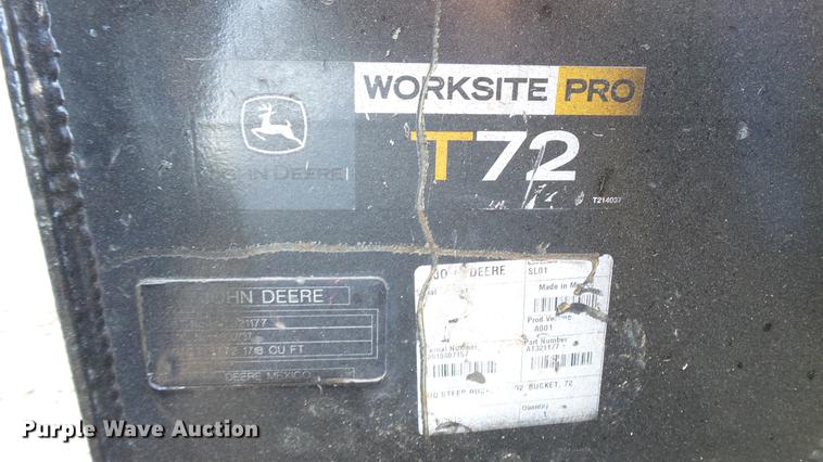 image for item DC4198 2011 John Deere 323D skid steer