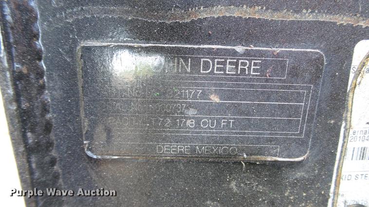 image for item DC4198 2011 John Deere 323D skid steer