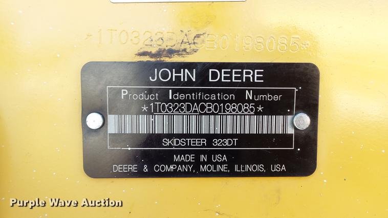 image for item DC4198 2011 John Deere 323D skid steer
