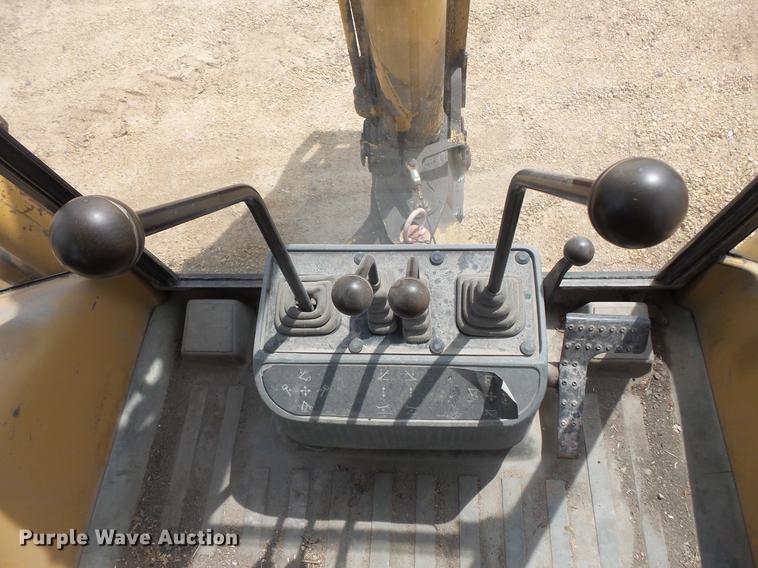 image for item DC4726 1999 Caterpillar 416C backhoe