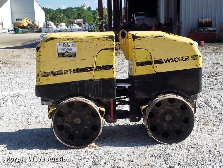 image for item DC7260 2007 Wacker RT vibratory trench compactor