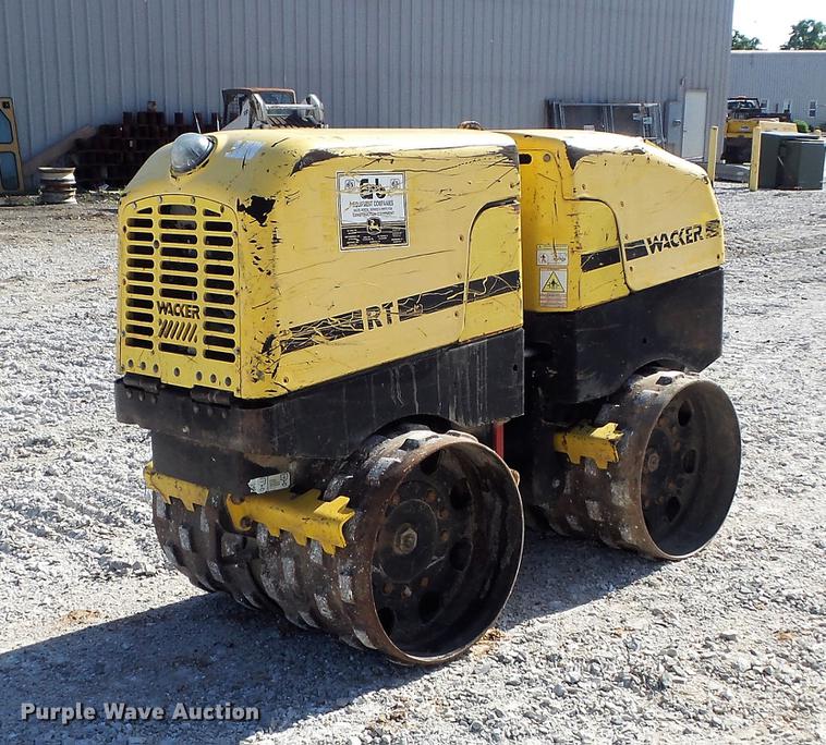 image for item DC7260 2007 Wacker RT vibratory trench compactor