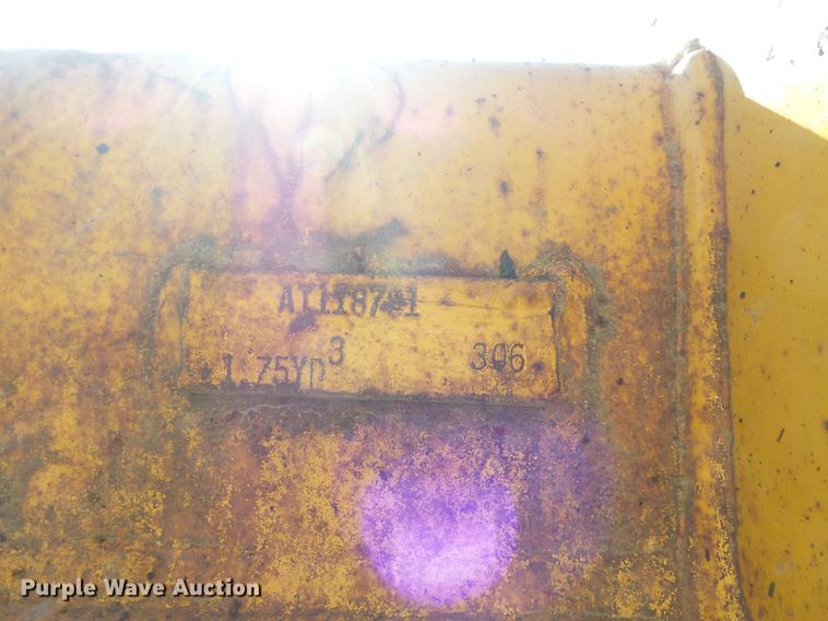 image for item DC7261 1990 John Deere 710C backhoe