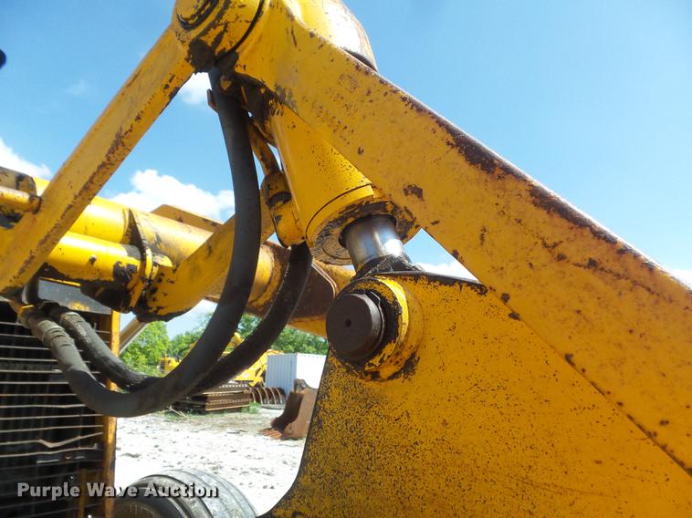 image for item DC7261 1990 John Deere 710C backhoe