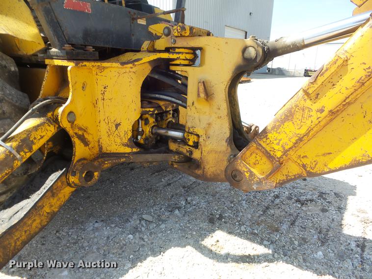 image for item DC7261 1990 John Deere 710C backhoe