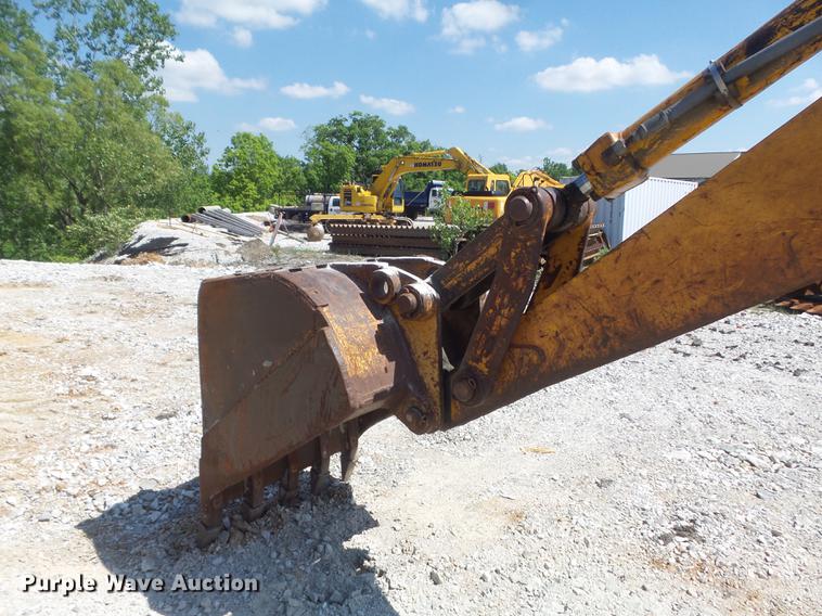 image for item DC7261 1990 John Deere 710C backhoe