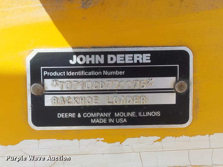 image for item DC7261 1990 John Deere 710C backhoe