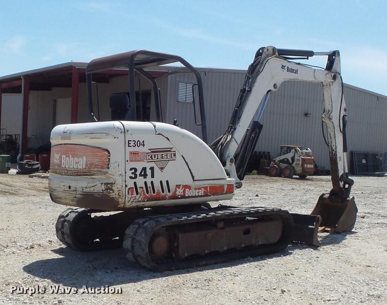 image for item DC7263 2006 Bobcat 341G min excavator