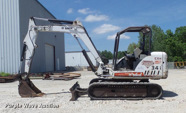 image for item DC7263 2006 Bobcat 341G min excavator