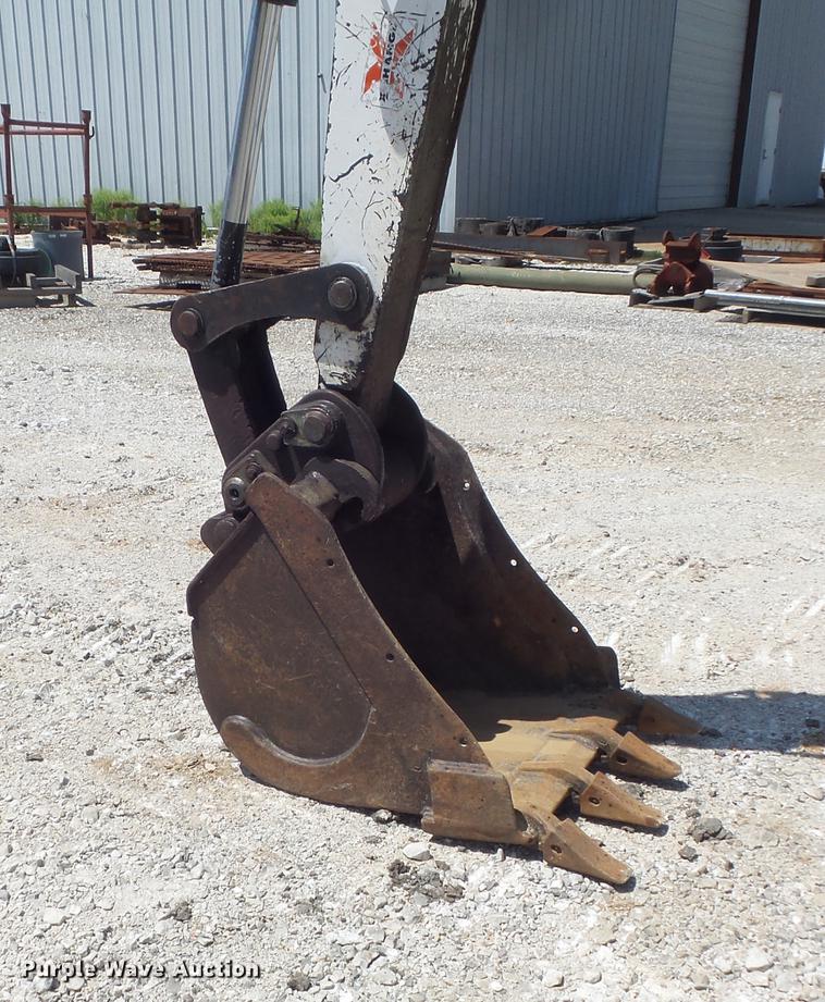 image for item DC7263 2006 Bobcat 341G min excavator
