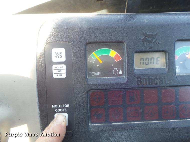 image for item DC7263 2006 Bobcat 341G min excavator