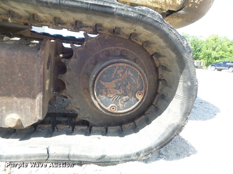 image for item DC7263 2006 Bobcat 341G min excavator