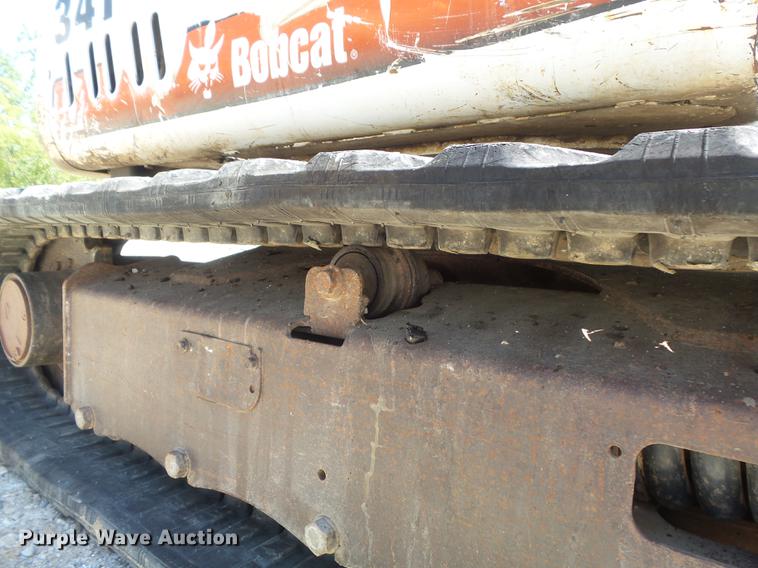 image for item DC7263 2006 Bobcat 341G min excavator