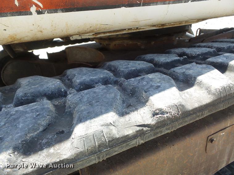 image for item DC7263 2006 Bobcat 341G min excavator