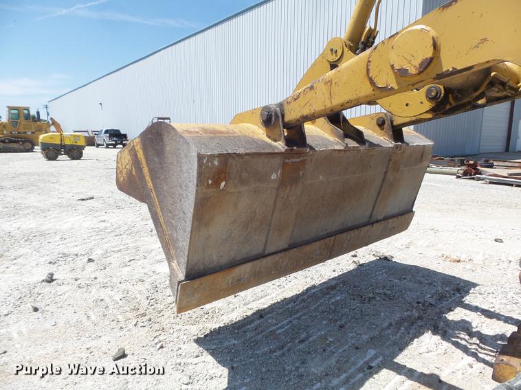 image for item DC7264 1999 Caterpillar 416C backhoe