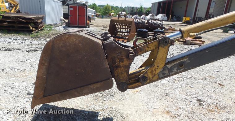 image for item DC7264 1999 Caterpillar 416C backhoe