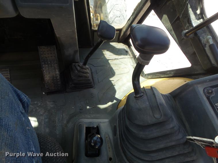 image for item DC7264 1999 Caterpillar 416C backhoe