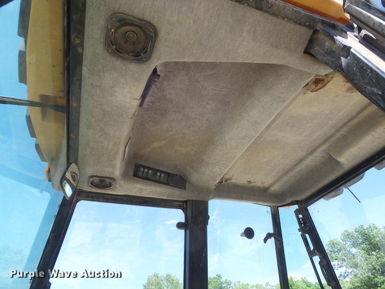 image for item DC7264 1999 Caterpillar 416C backhoe