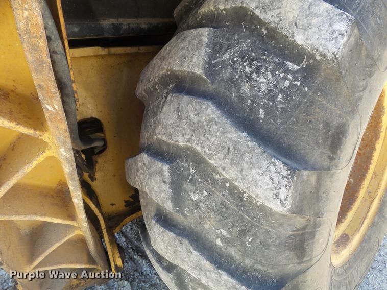 image for item DC7264 1999 Caterpillar 416C backhoe