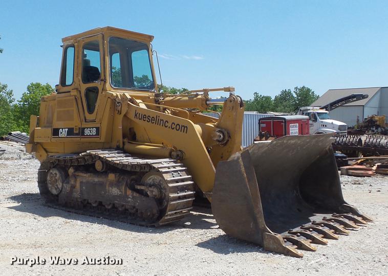image for item DC7265 1997 Caterpillar 963B LGP track loader