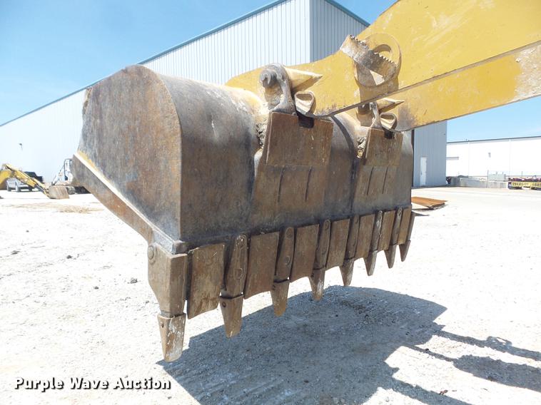 image for item DC7265 1997 Caterpillar 963B LGP track loader