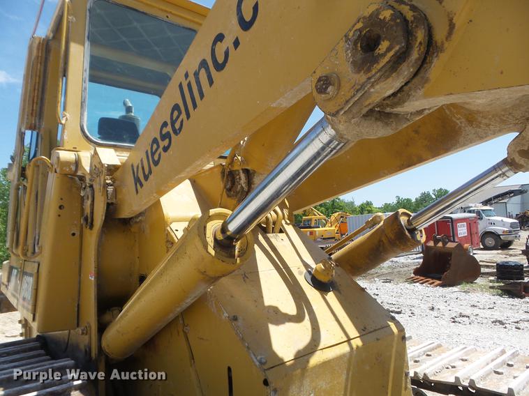 image for item DC7265 1997 Caterpillar 963B LGP track loader