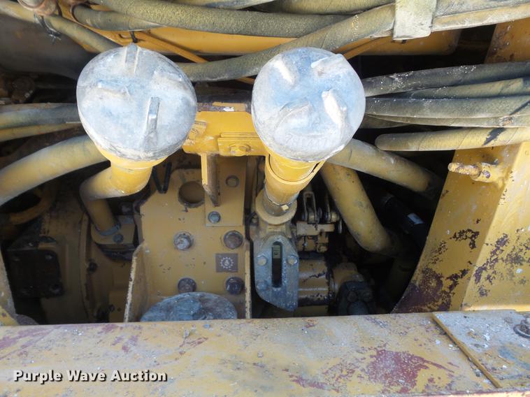 image for item DC7265 1997 Caterpillar 963B LGP track loader