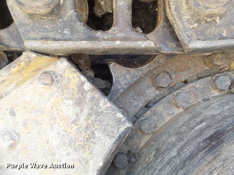 image for item DC7265 1997 Caterpillar 963B LGP track loader