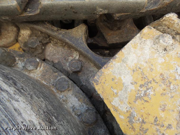 image for item DC7265 1997 Caterpillar 963B LGP track loader