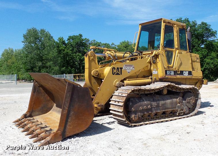 image for item DC7266 1998 Caterpillar 963B LGP track loader