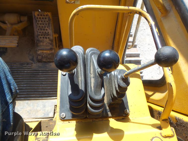image for item DC7266 1998 Caterpillar 963B LGP track loader