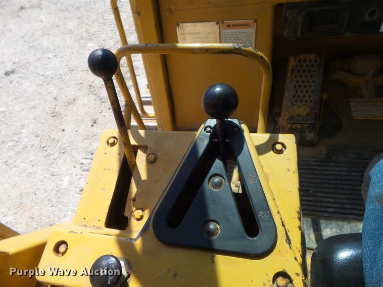 image for item DC7266 1998 Caterpillar 963B LGP track loader