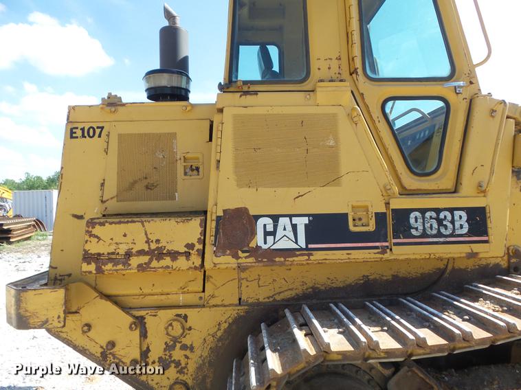 image for item DC7266 1998 Caterpillar 963B LGP track loader
