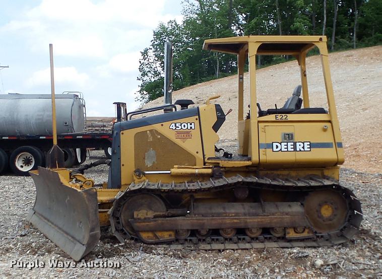 image for item DC7285 1999 John Deere 450H LGP dozer