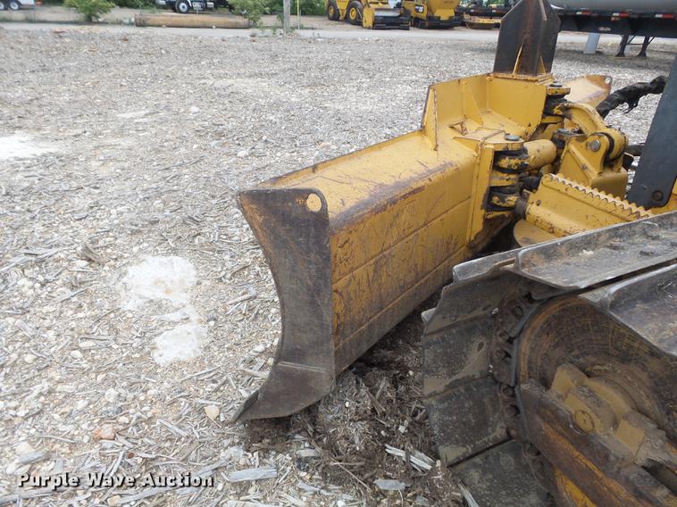 image for item DC7285 1999 John Deere 450H LGP dozer