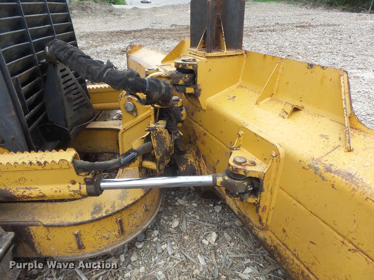 image for item DC7285 1999 John Deere 450H LGP dozer