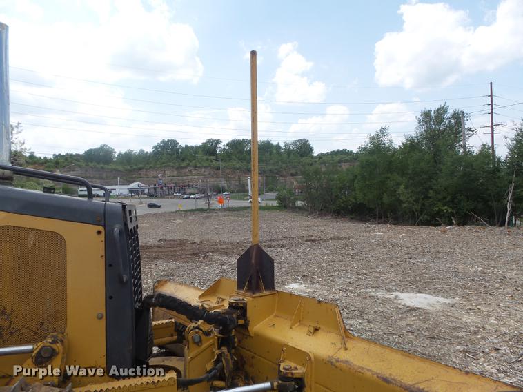 image for item DC7285 1999 John Deere 450H LGP dozer