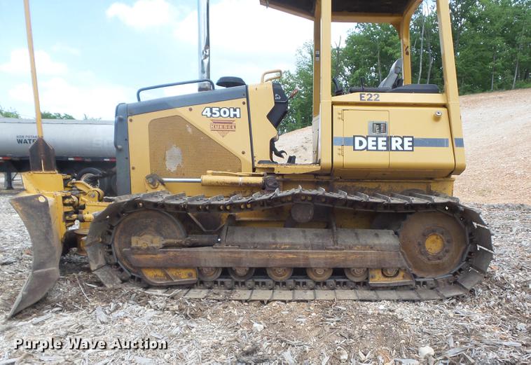 image for item DC7285 1999 John Deere 450H LGP dozer