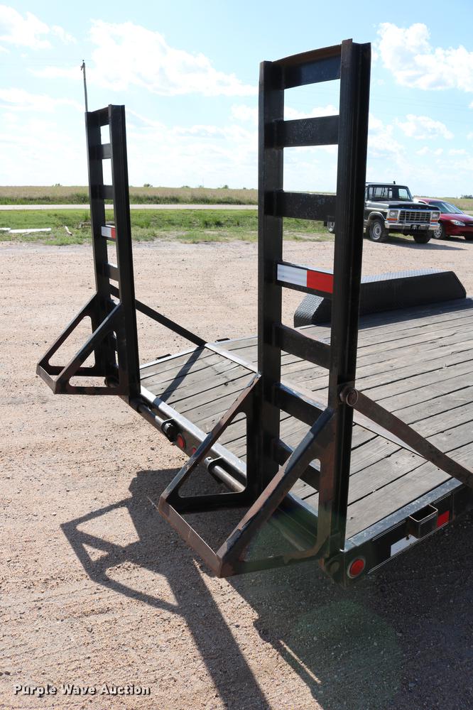 image for item DC7546 2010 PJ utility trailer